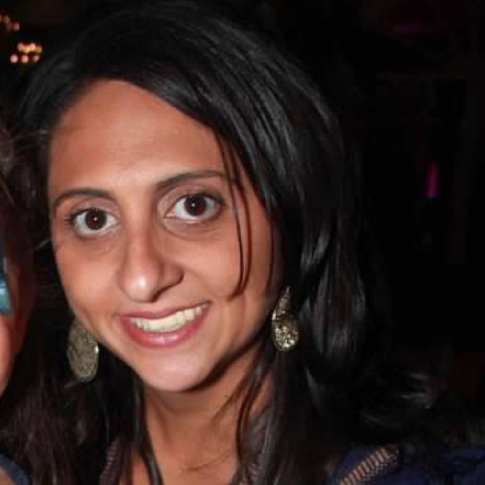 Meet your Posher, Dina